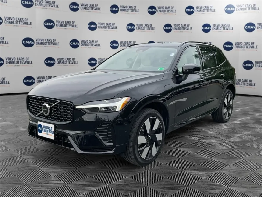2025 Volvo XC60 Recharge Hybrid T8 Plus photo 1