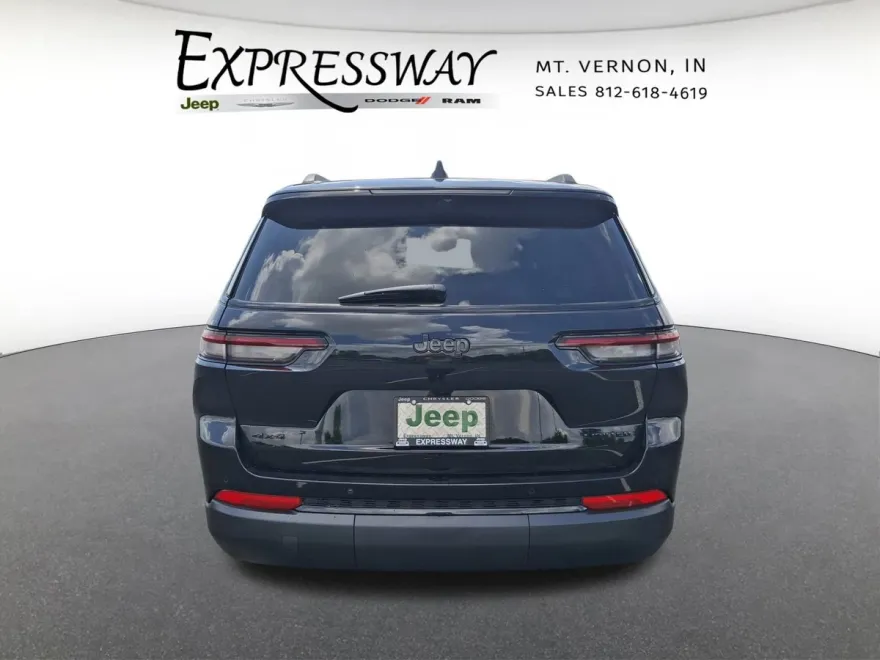 2025 Jeep Grand Cherokee Limited photo 1
