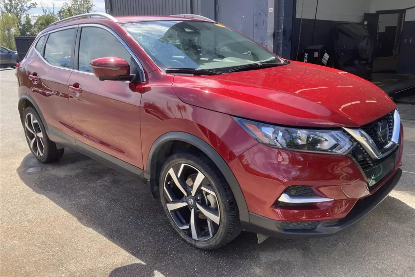 2022 Nissan Rogue Sport SL photo 1