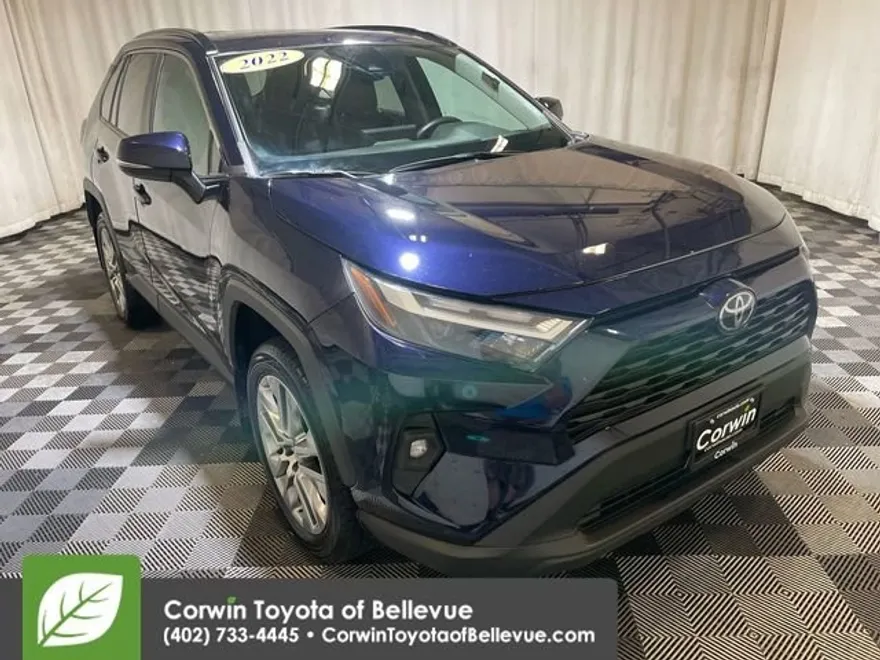 2022 Toyota RAV4 XLE Premium photo 1