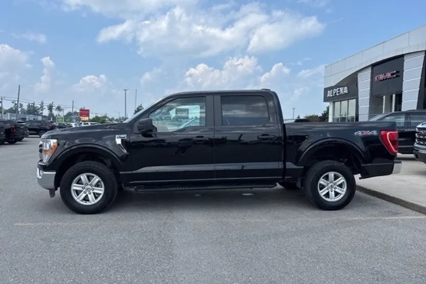 2022 Ford F-150 XL photo 1