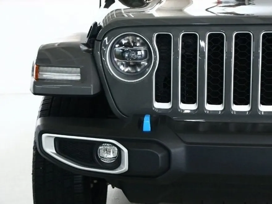 2022 Jeep Wrangler Unlimited Sahara High Altitude 4xe photo 7