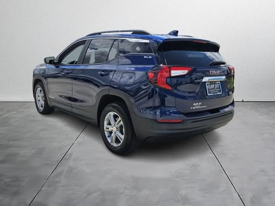 2022 Gmc Terrain SLE photo 1