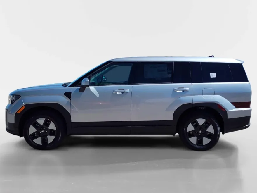 2026 Hyundai Santa Fe SE photo 1