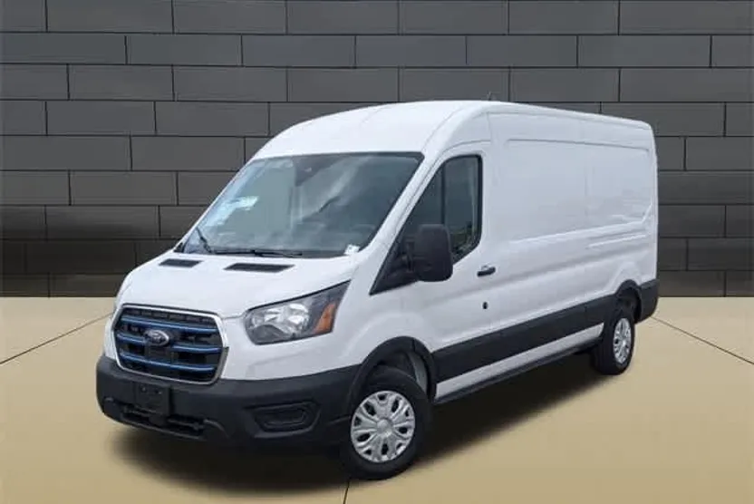 2023 Ford Transit photo 1