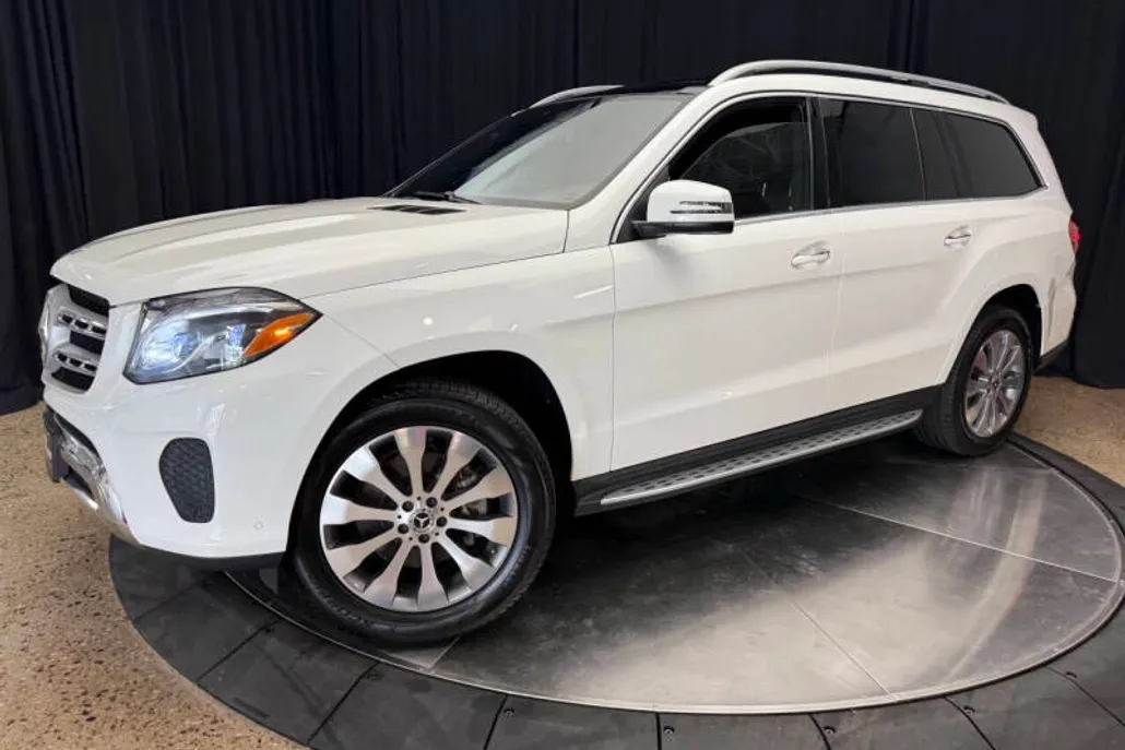 2018 Mercedes Benz GLS 450 4MATIC photo 1
