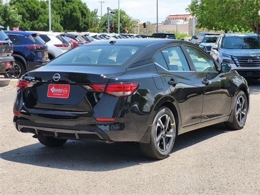 2025 Nissan Sentra SV photo 1