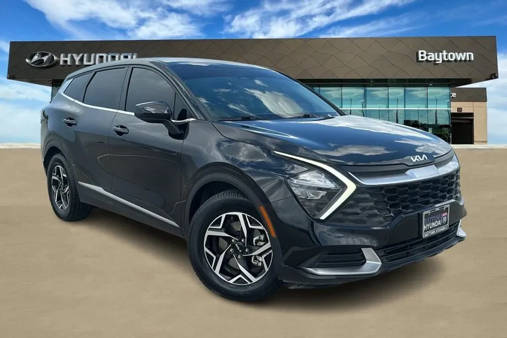 2023 Kia Sportage LX photo 1