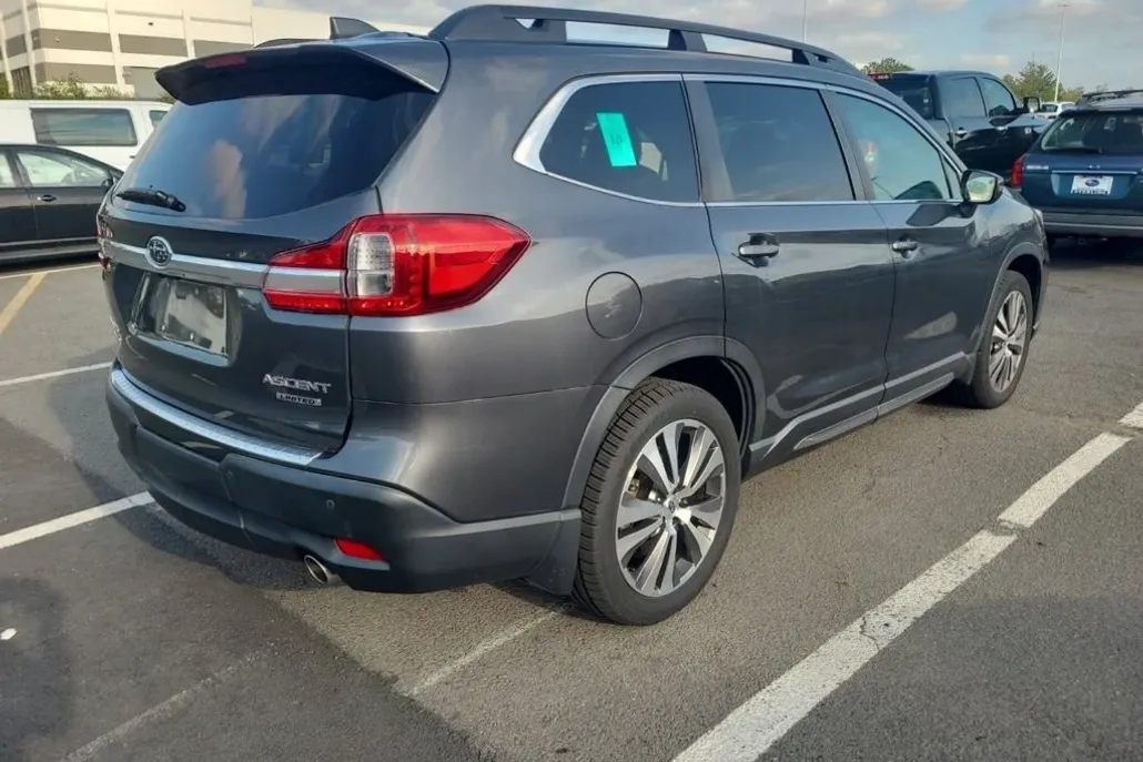 2021 Subaru Ascent Limited photo 1