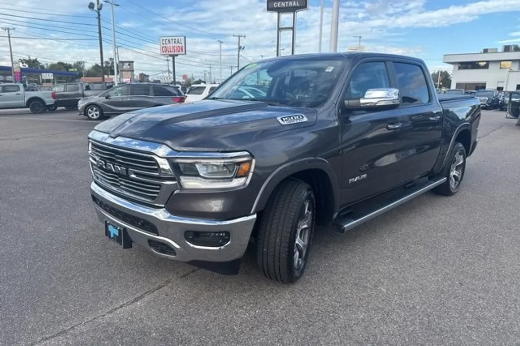 2019 Ram 1500 Laramie photo 1