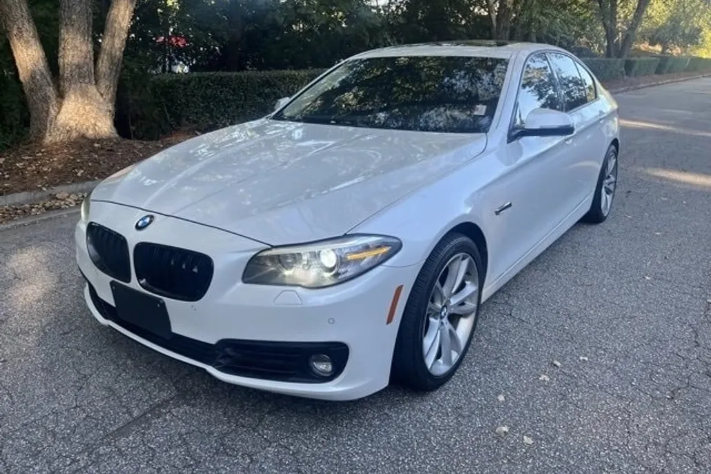 2016 Bmw 535i 5-Series photo 1