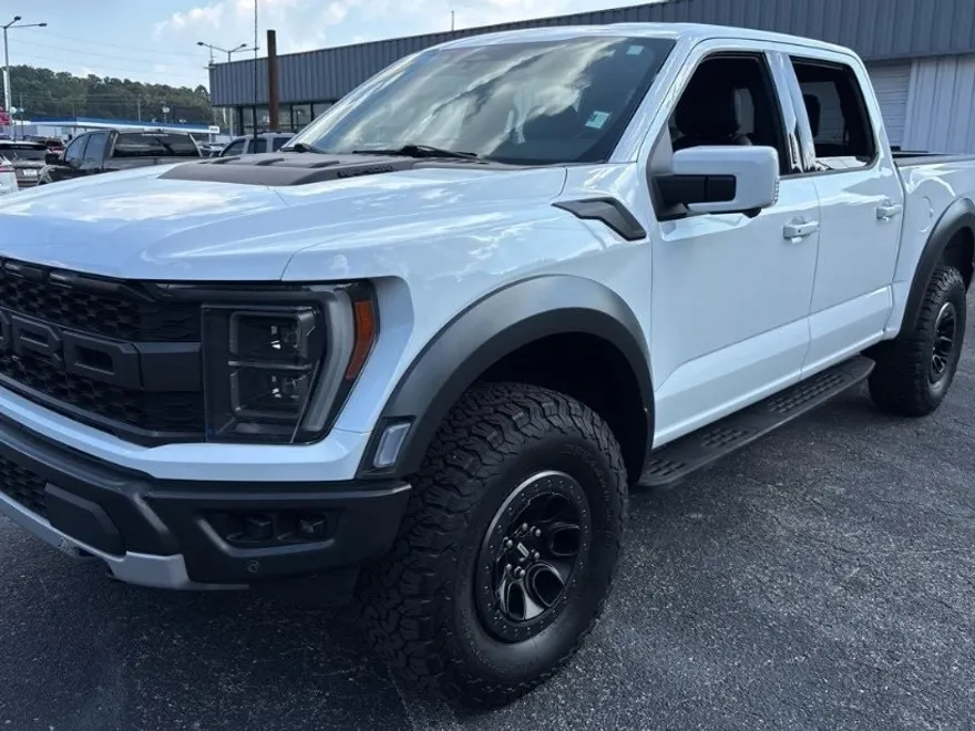 2023 Ford F-150 Raptor photo 1