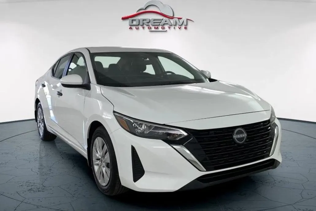 2024 Nissan Sentra S photo 1