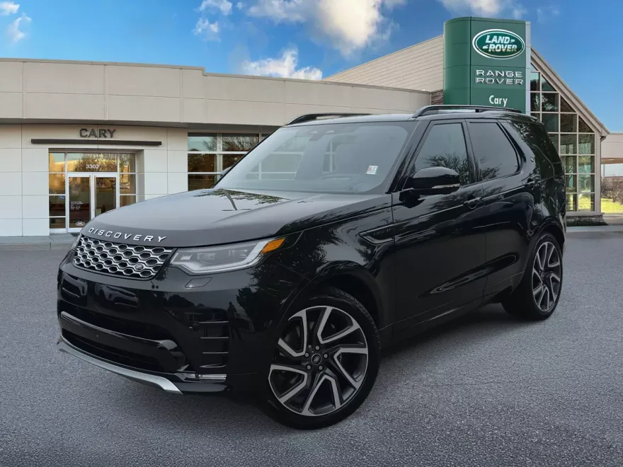 2025 Land Rover Discovery Metropolitan Edition photo 1