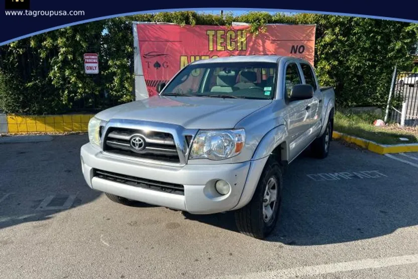 2008 Toyota Tacoma Double Cab PreRunner photo 1