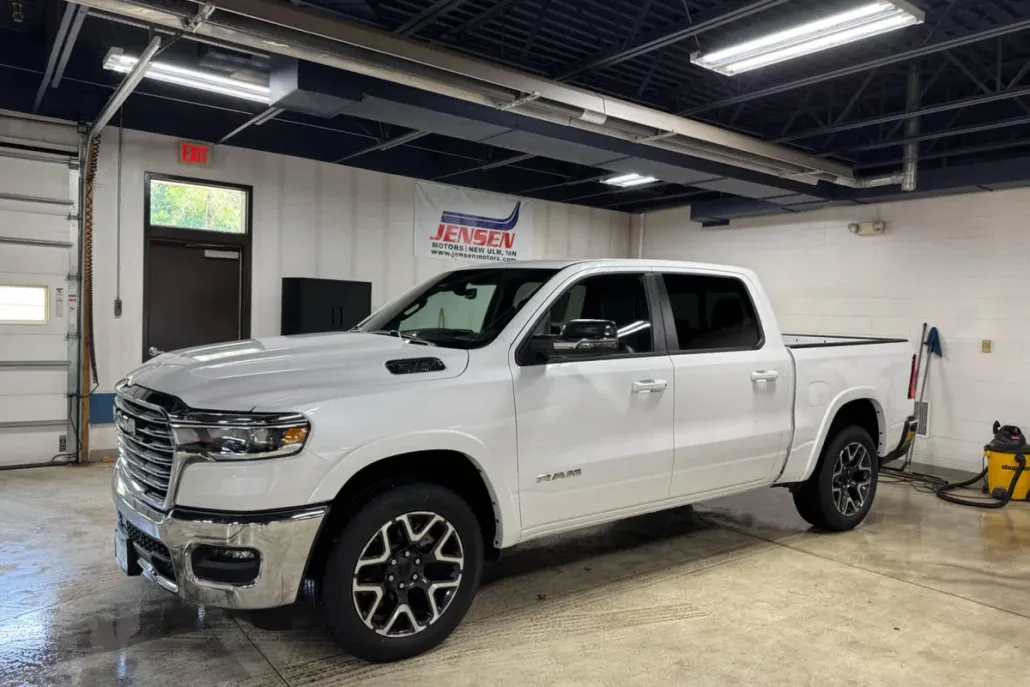 2025 Ram 1500 Laramie photo 1