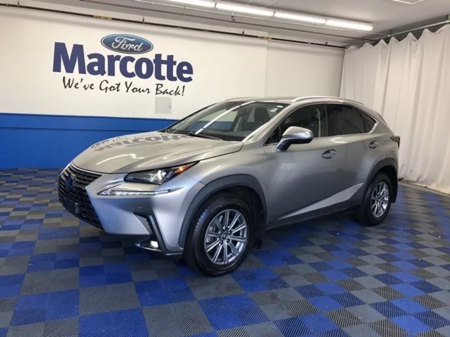 2021 Lexus NX 300 photo 1