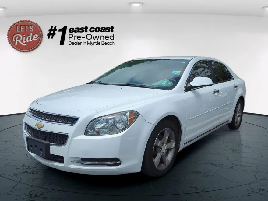 2012 Chevrolet Malibu 1LT photo 1