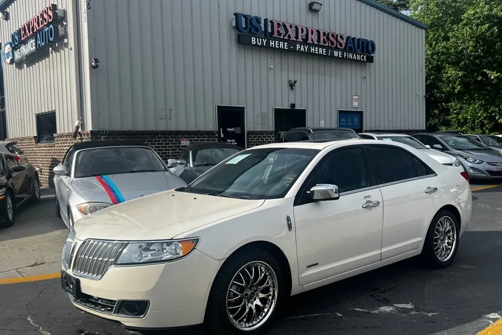 2011 Lincoln MKZ Hybrid photo 1
