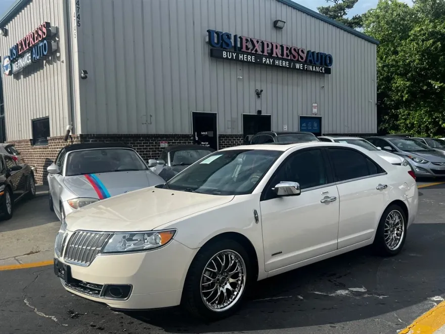 2011 Lincoln MKZ Hybrid photo 1