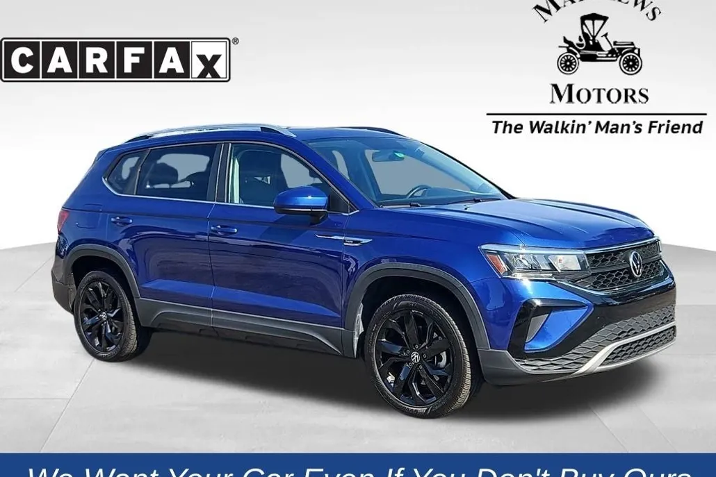 2022 Volkswagen Taos SE photo 1