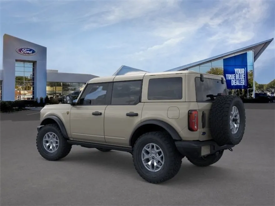 2025 Ford Bronco Badlands photo 1