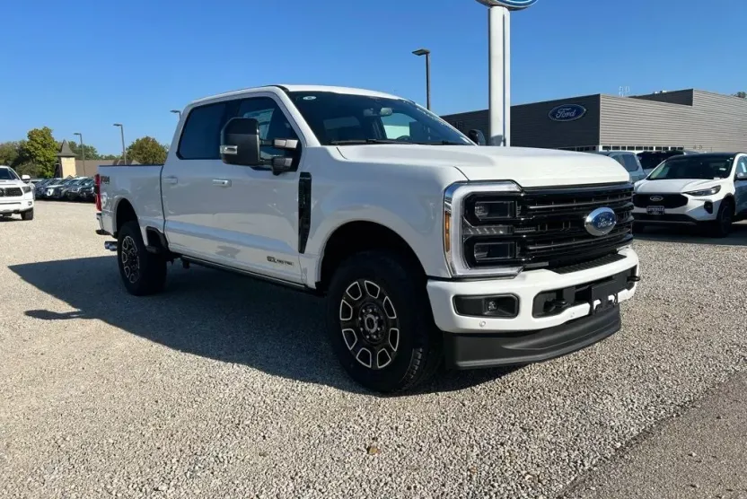 2026 Ford F-350 Platinum photo 1