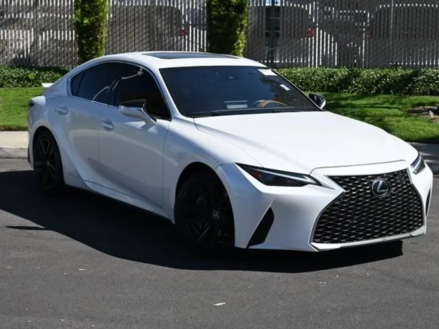 2021 Lexus IS 300 photo 1