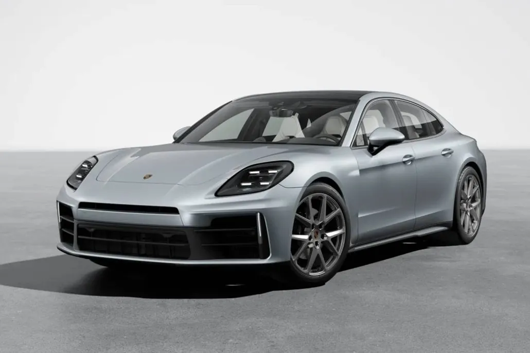 2026 Porsche Panamera 4 photo 1