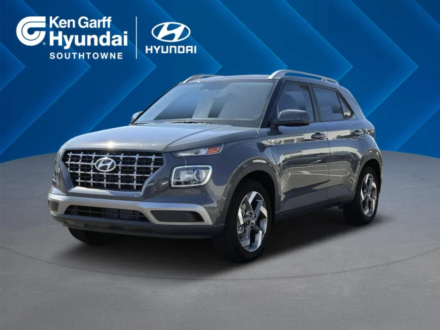 2025 Hyundai Venue SEL photo 1