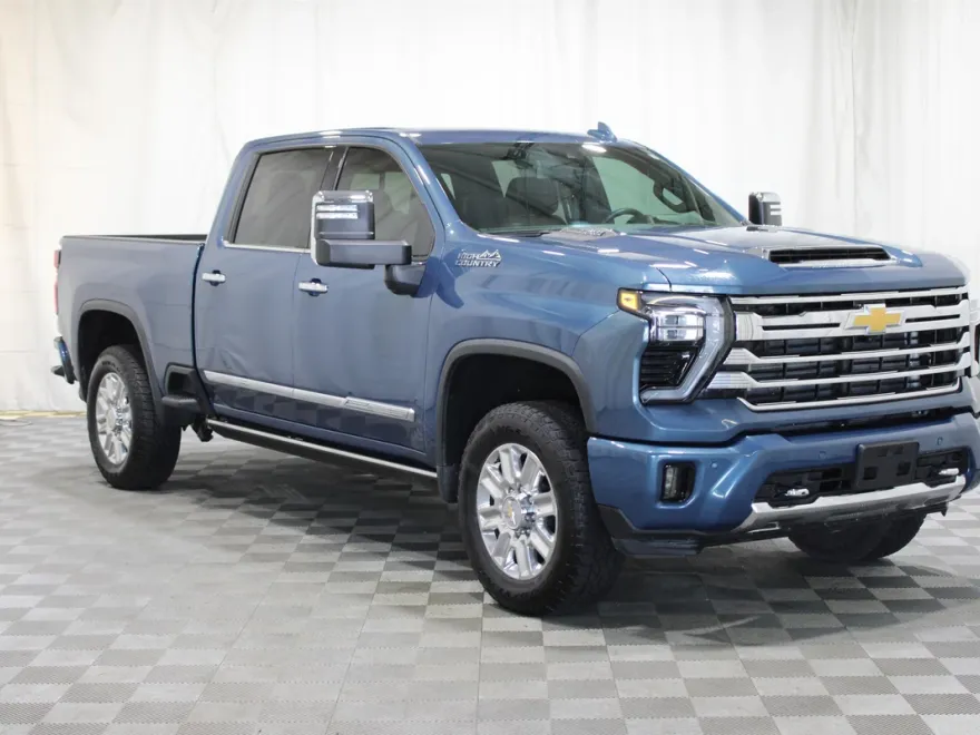 2025 Chevrolet Silverado 2500HD High Country photo 1