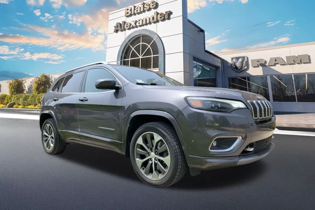 2019 Jeep Cherokee Overland photo 1