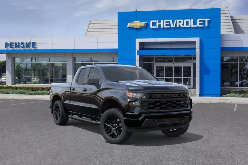 2026 Chevrolet Silverado 1500 Custom photo 1