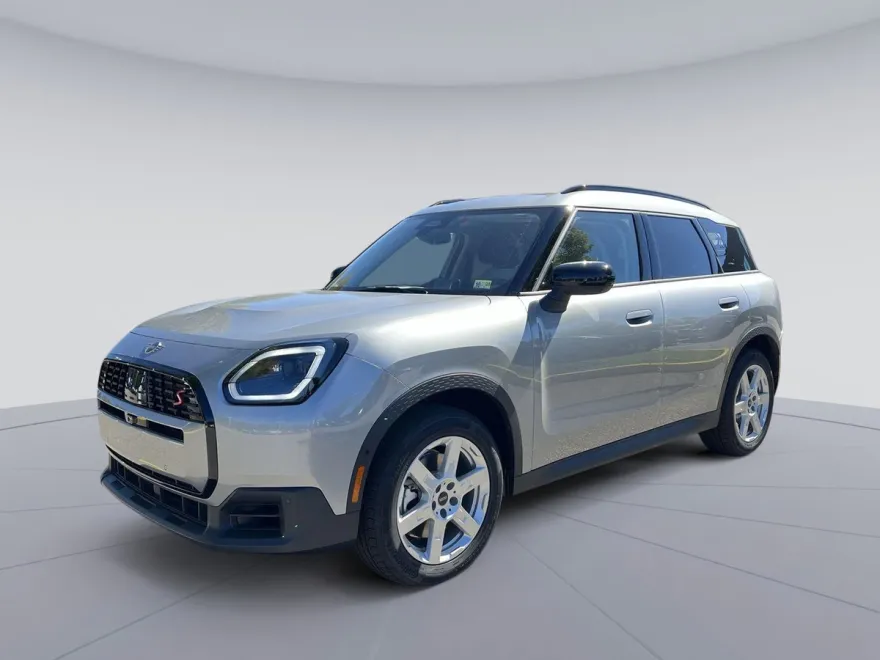 2025 Mini Countryman S ALL4 Iconic photo 1