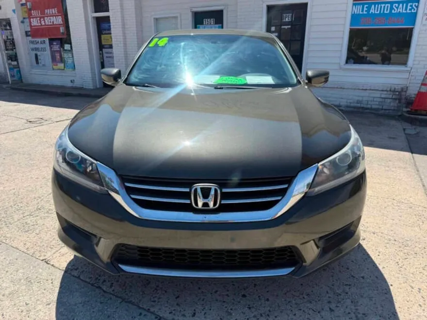 2014 Honda Accord LX photo 1