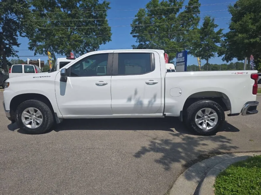 2020 Chevrolet Silverado 1500 LT photo 1