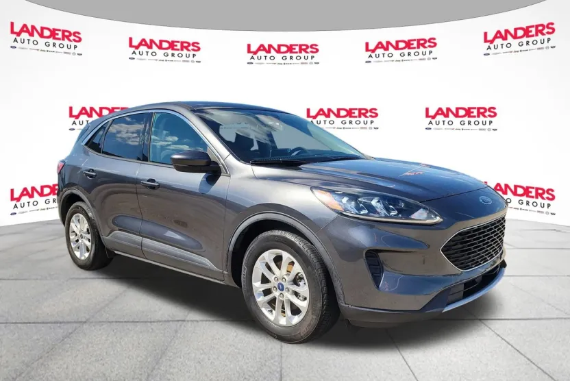 2020 Ford Escape SE photo 1