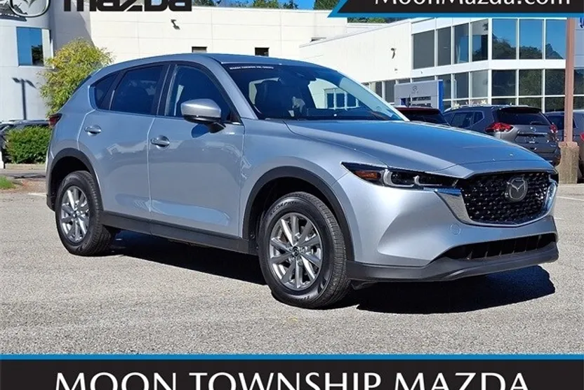 2022 Mazda CX-5 2.5 S Preferred photo 1