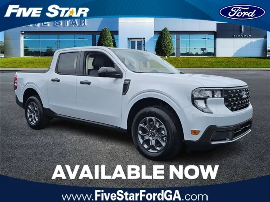 2025 Ford Maverick XLT photo 1