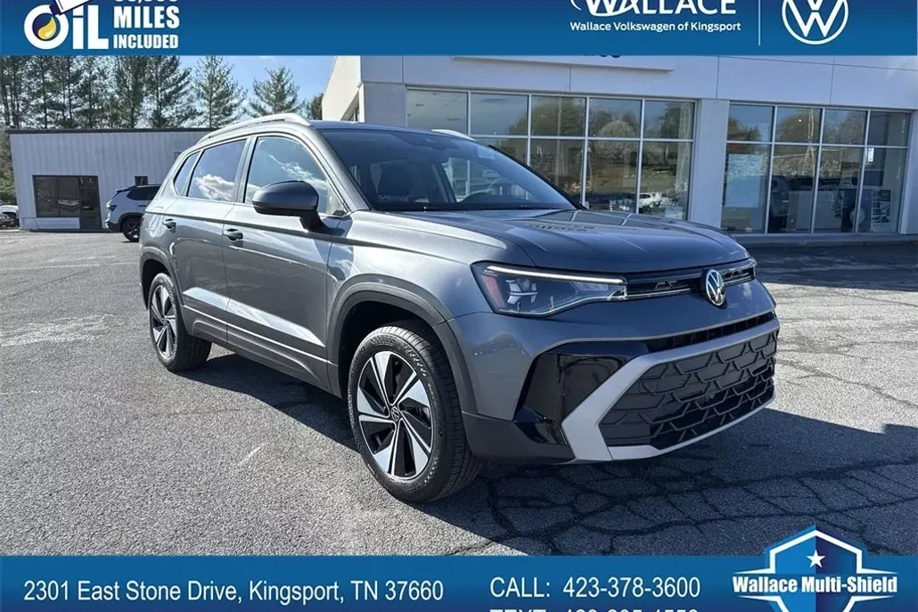 2025 Volkswagen Taos SE photo 1