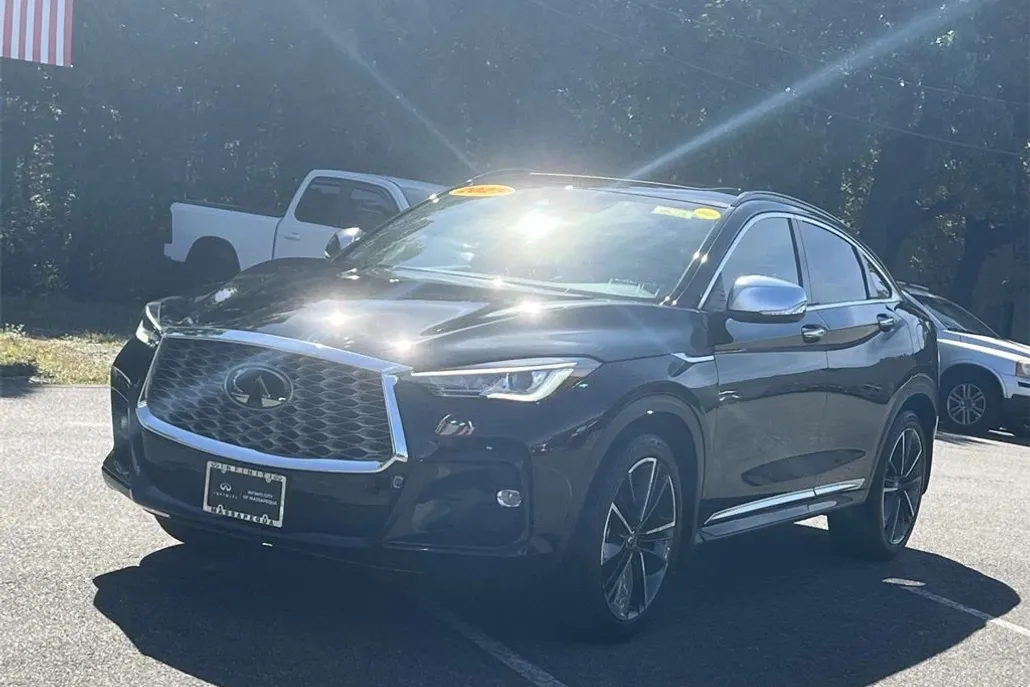 2025 Infiniti QX55 Luxe photo 1