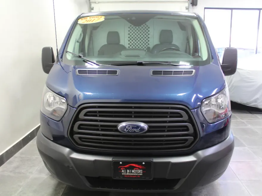 2017 Ford Transit Van photo 1
