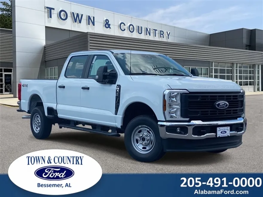 2025 Ford F-250 photo 1