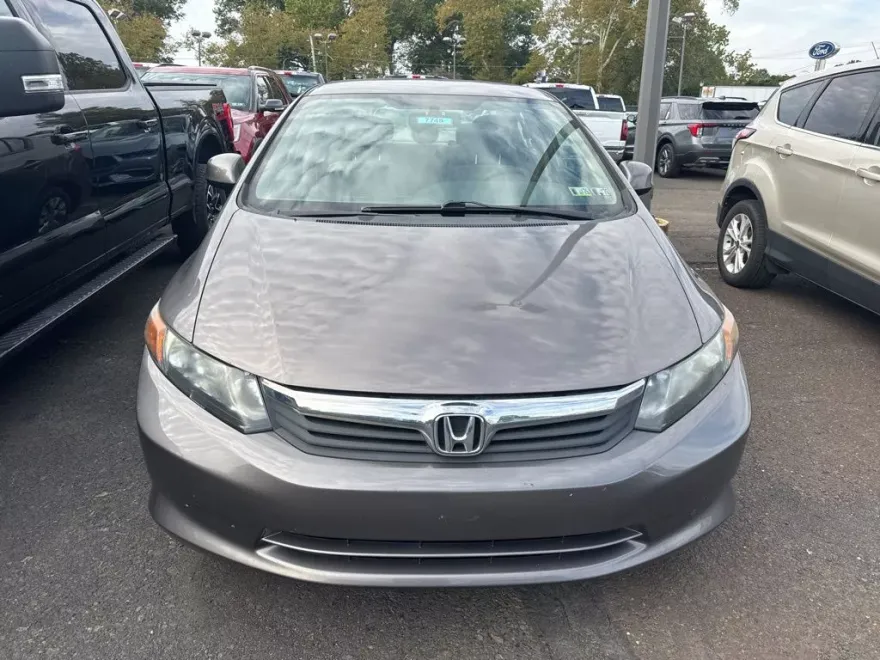 2012 Honda Civic LX photo 1