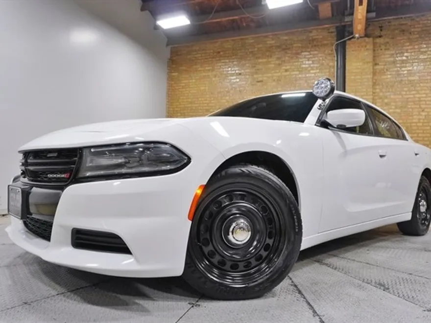 2018 Dodge Charger AWD 5.7L photo 1