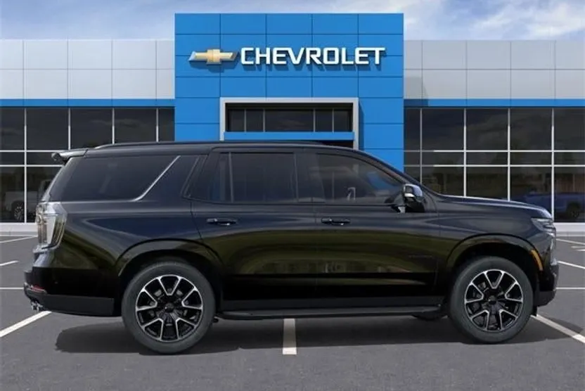2025 Chevrolet Tahoe RST photo 1