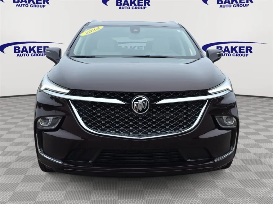 2023 Buick Enclave Avenir photo 1