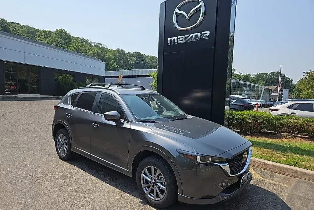2025 Mazda CX-5 2.5 S Preferred photo 1