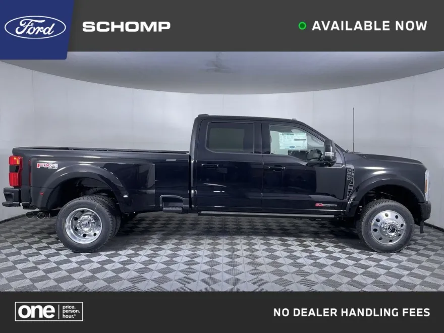 2026 Ford F-450 Platinum photo 1