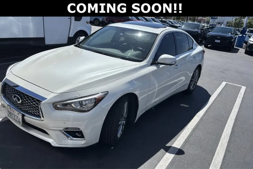 2022 Infiniti Q50 LUXE photo 1
